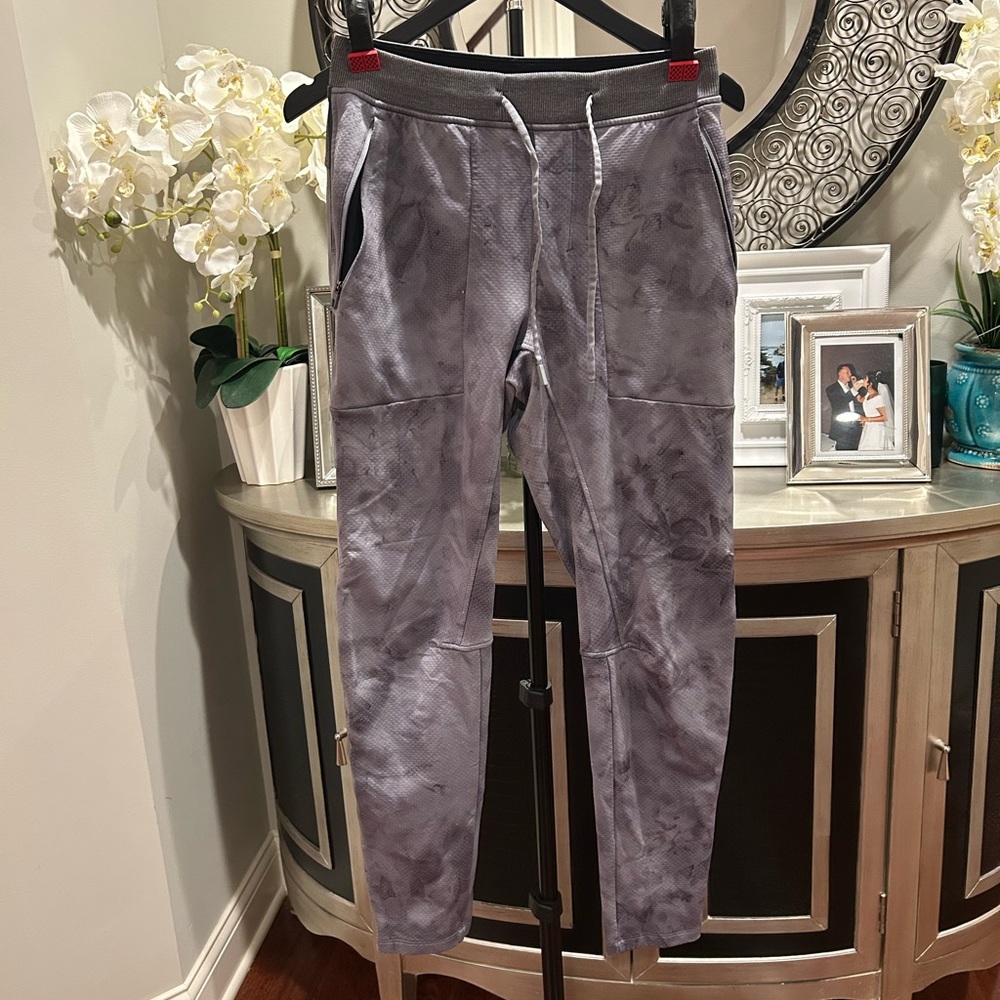 lululemon athletica Charcoal and Black Active Leggings